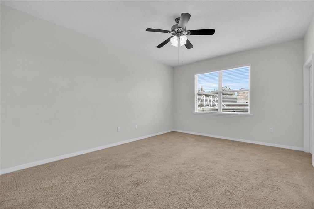 For Sale: $305,000 (3 beds, 2 baths, 1847 Square Feet)