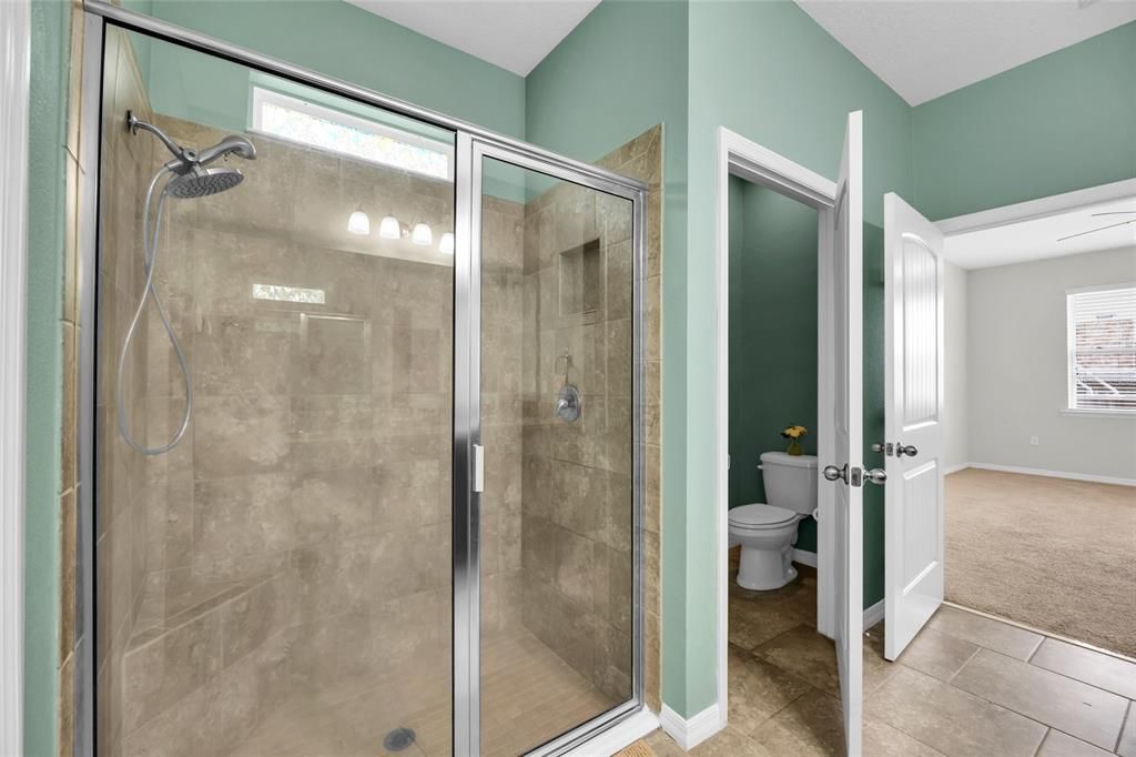 For Sale: $305,000 (3 beds, 2 baths, 1847 Square Feet)
