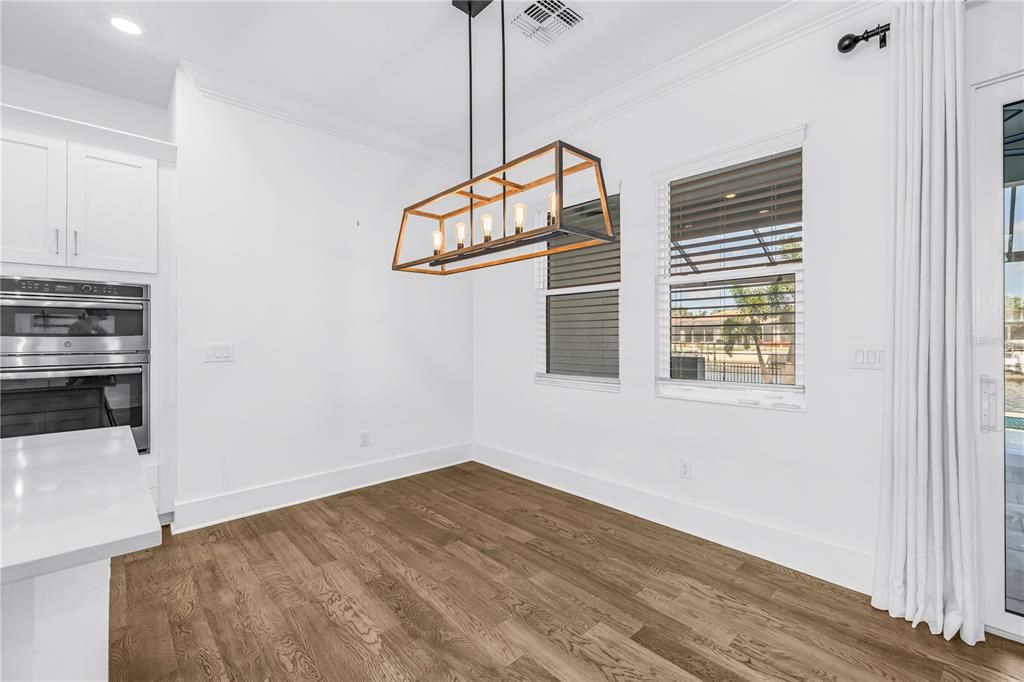 В аренду: $8,500 (4 спален, 3 ванн, 2581 Квадратных фут)