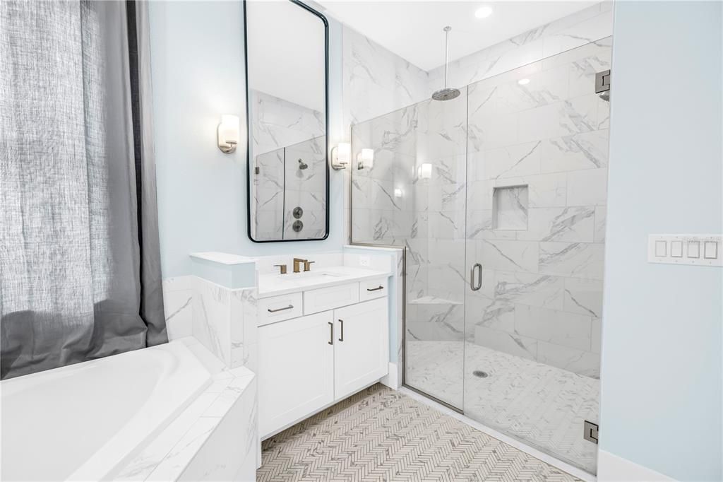 В аренду: $8,500 (4 спален, 3 ванн, 2581 Квадратных фут)