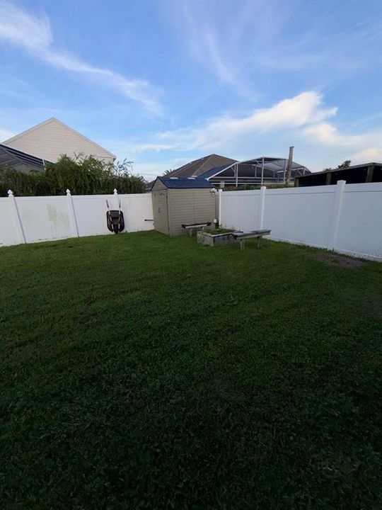 For Sale: $495,000 (4 beds, 2 baths, 2085 Square Feet)