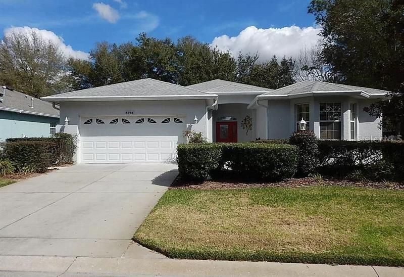 For Rent: $2,295 (3 beds, 2 baths, 2026 Square Feet)