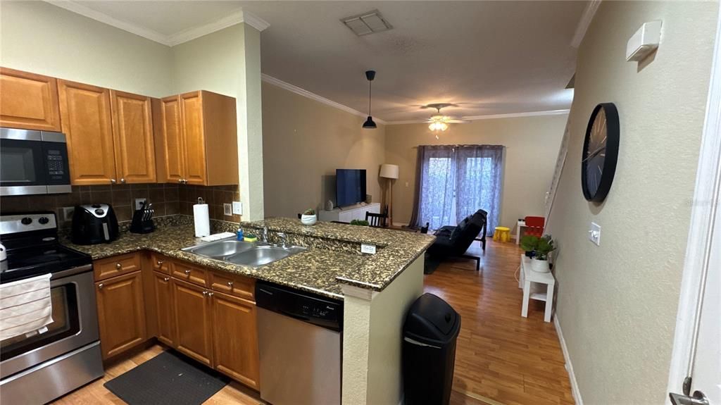 En Venta: $250,000 (2 camas, 2 baños, 1278 Pies cuadrados)