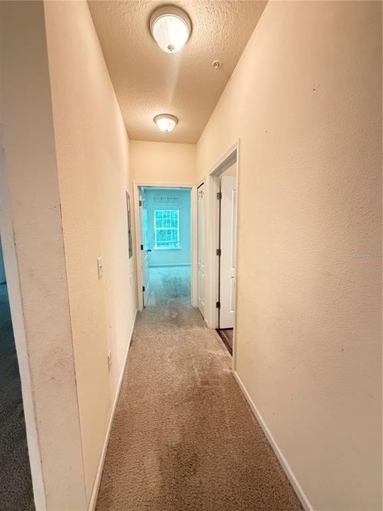 For Sale: $169,169 (2 beds, 2 baths, 1101 Square Feet)