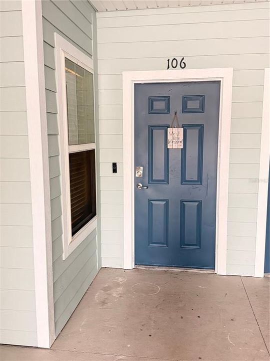 For Sale: $169,169 (2 beds, 2 baths, 1101 Square Feet)