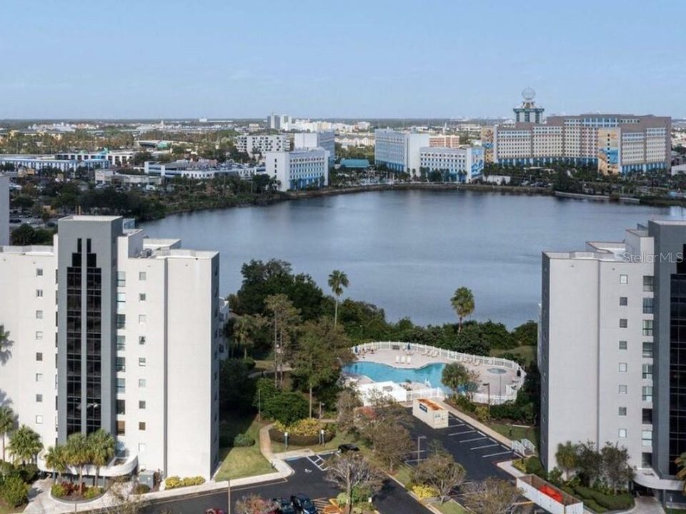 For Sale: $249,900 (2 beds, 2 baths, 578 Square Feet)