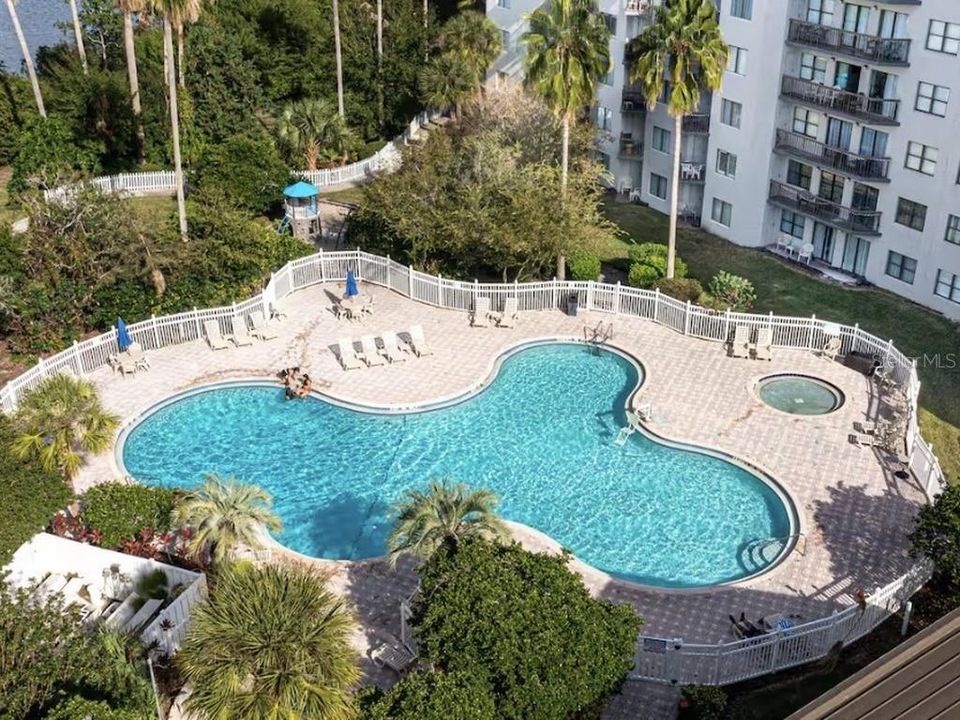 En Venta: $249,900 (2 camas, 2 baños, 578 Pies cuadrados)