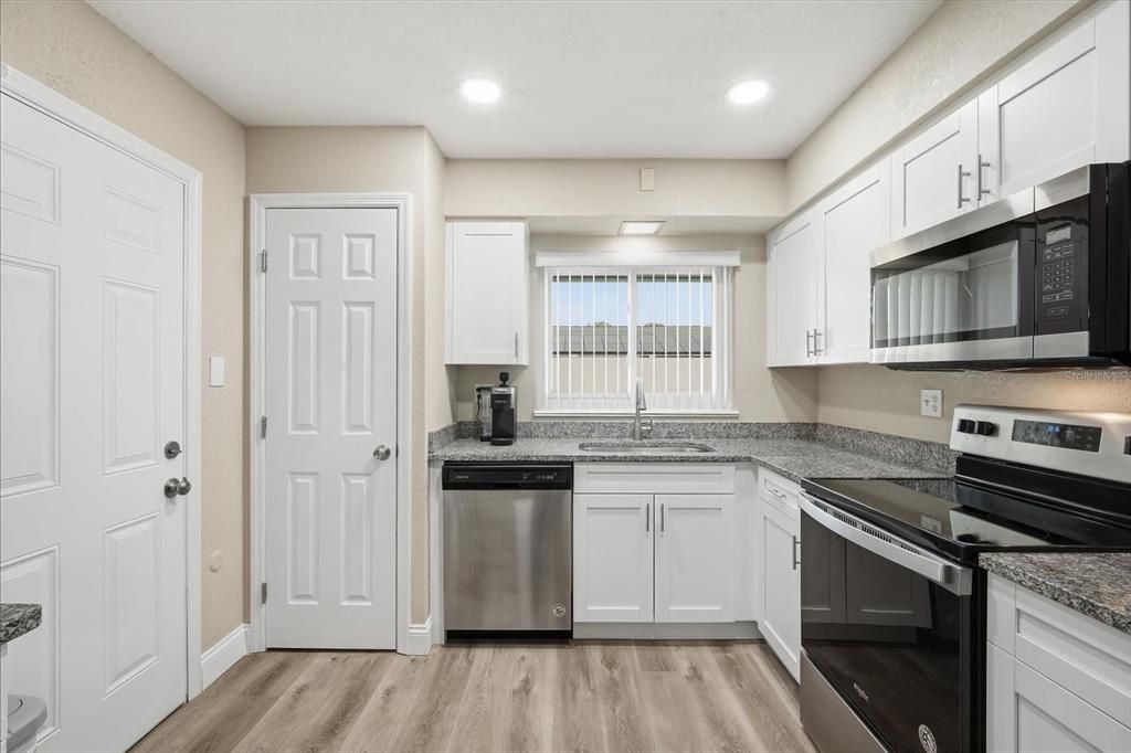 En Venta: $289,990 (2 camas, 2 baños, 1290 Pies cuadrados)
