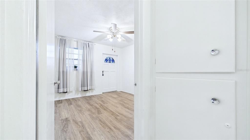 В аренду: $1,600 (2 спален, 2 ванн, 1100 Квадратных фут)
