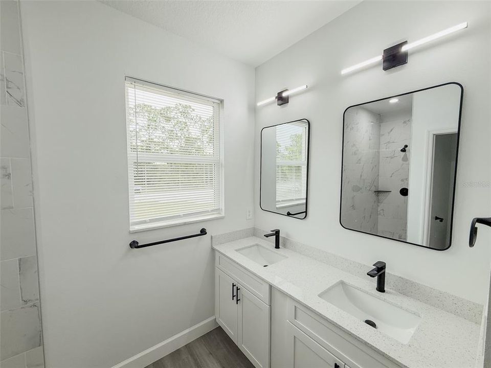 For Rent: $1,900 (3 beds, 2 baths, 1270 Square Feet)