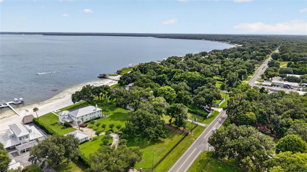 En Venta: $1,675,000 (4 camas, 3 baños, 3078 Pies cuadrados)
