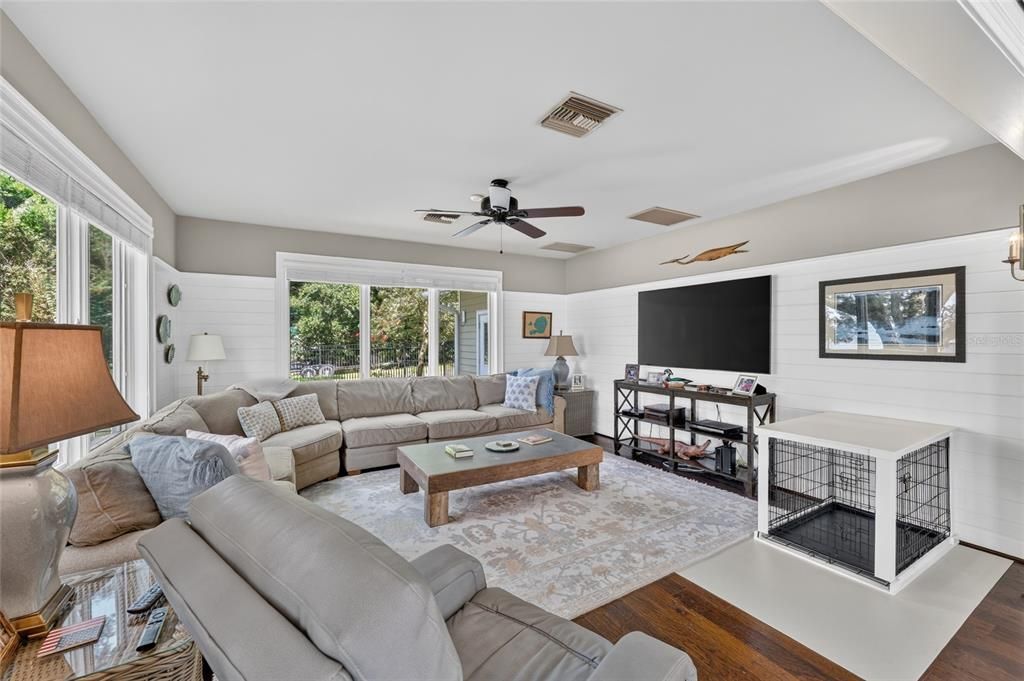 En Venta: $1,675,000 (4 camas, 3 baños, 3078 Pies cuadrados)