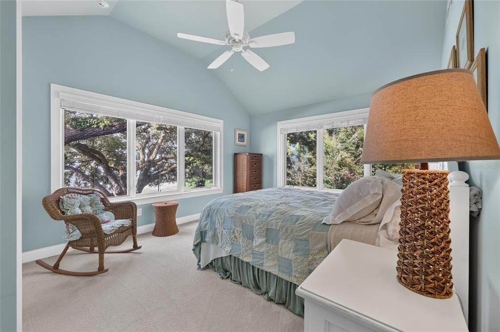 En Venta: $1,675,000 (4 camas, 3 baños, 3078 Pies cuadrados)