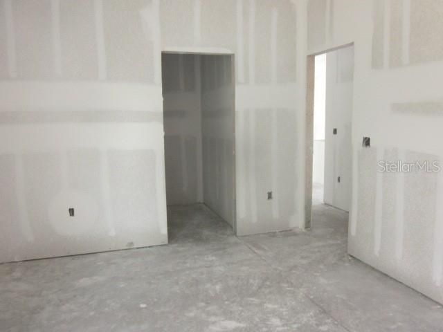 На продажу: $144,500 (4 спален, 2 ванн, 1636 Квадратных фут)