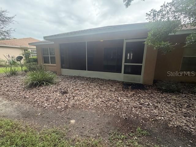 For Rent: $1,900 (3 beds, 2 baths, 1576 Square Feet)