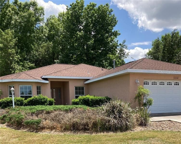 For Rent: $1,900 (3 beds, 2 baths, 1576 Square Feet)