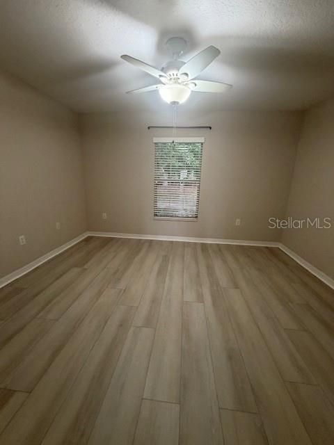 For Rent: $1,900 (3 beds, 2 baths, 1576 Square Feet)