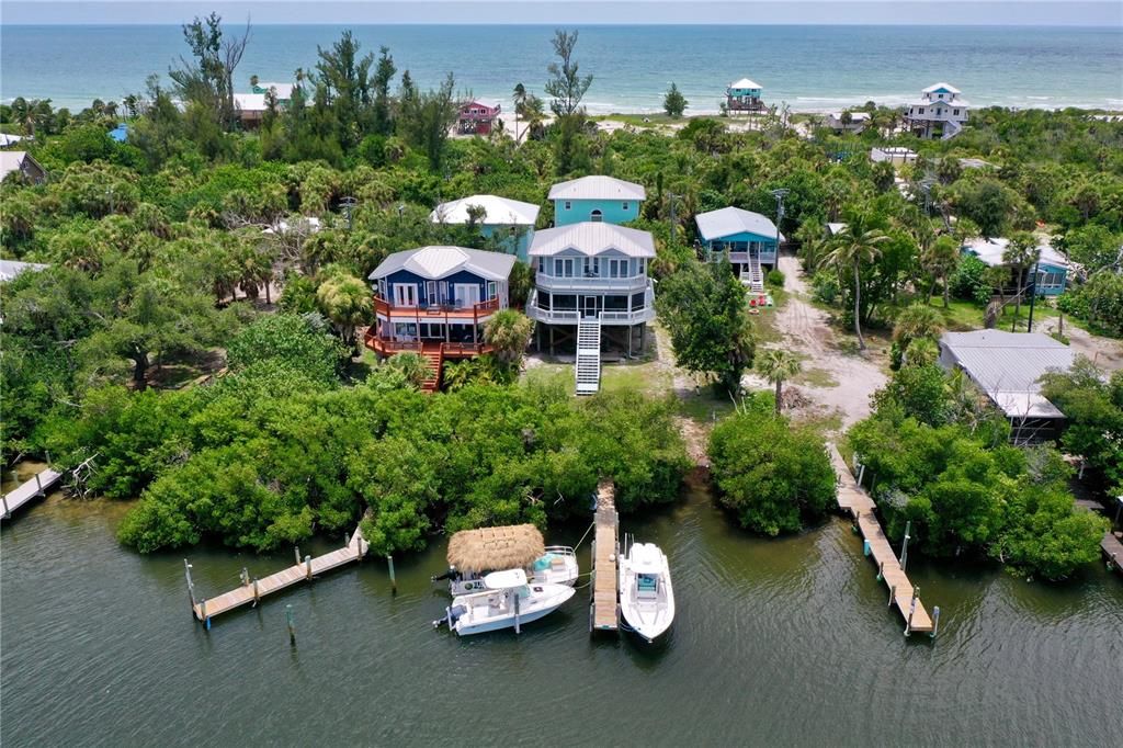 На продажу: $1,000,000 (0.13 acres)