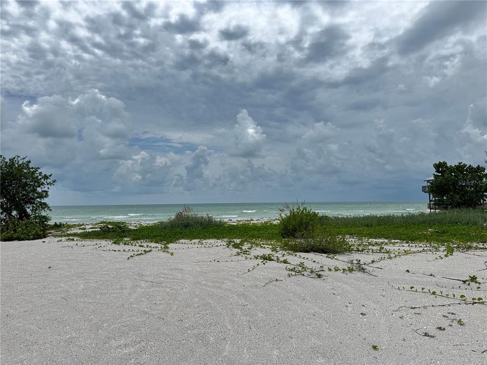 На продажу: $1,000,000 (0.13 acres)