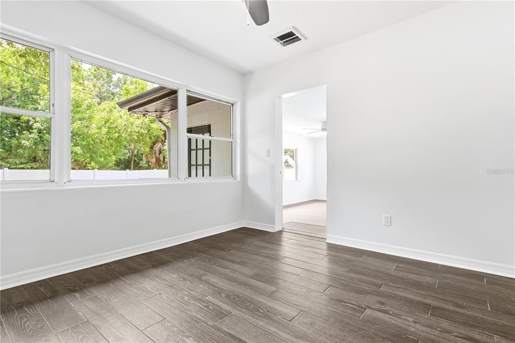 En Venta: $429,000 (3 camas, 2 baños, 1434 Pies cuadrados)