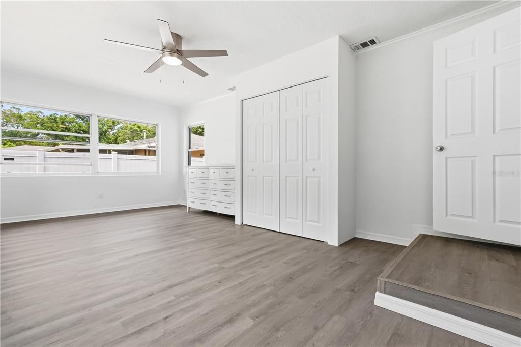 En Venta: $429,000 (3 camas, 2 baños, 1434 Pies cuadrados)