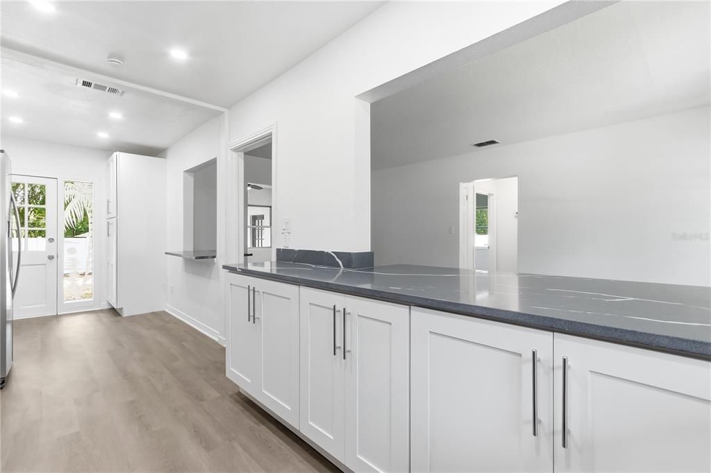 En Venta: $429,000 (3 camas, 2 baños, 1434 Pies cuadrados)