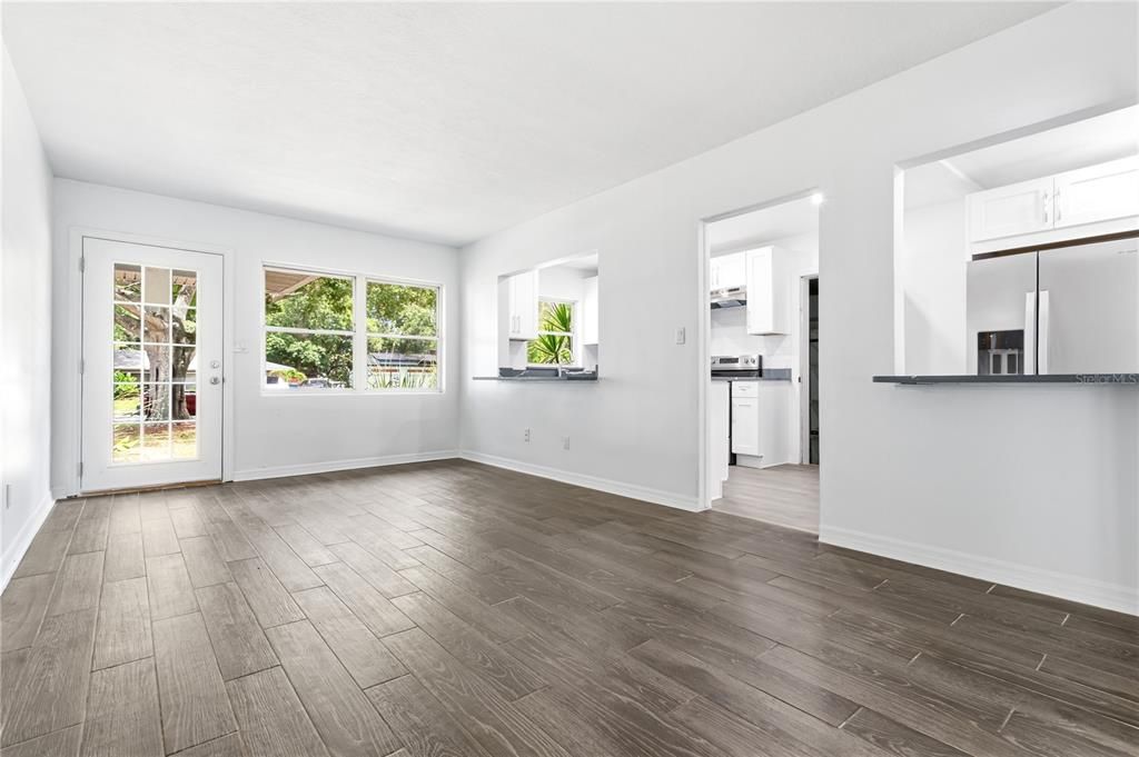 En Venta: $429,000 (3 camas, 2 baños, 1434 Pies cuadrados)