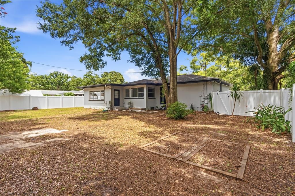 En Venta: $429,000 (3 camas, 2 baños, 1434 Pies cuadrados)