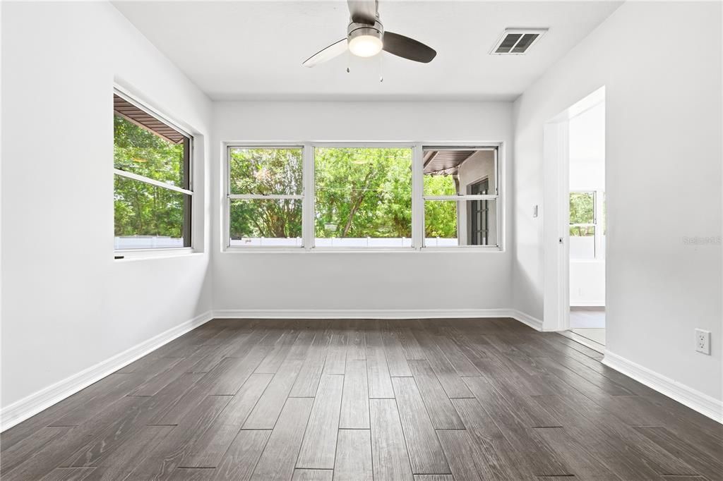 En Venta: $429,000 (3 camas, 2 baños, 1434 Pies cuadrados)