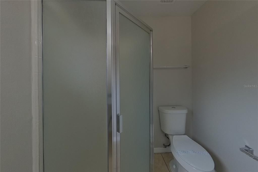 For Rent: $1,849 (4 beds, 2 baths, 1706 Square Feet)