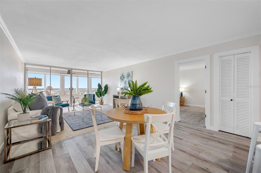 For Rent: $2,900 (1 beds, 1 baths, 995 Square Feet)