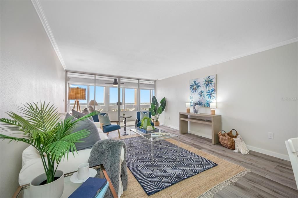 For Rent: $2,900 (1 beds, 1 baths, 995 Square Feet)
