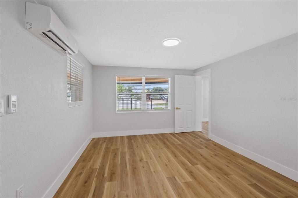 На продажу: $489,900 (4 спален, 3 ванн, 1452 Квадратных фут)