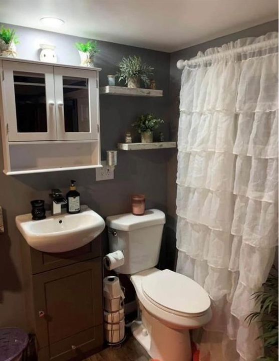 На продажу: $399,900 (3 спален, 2 ванн, 1450 Квадратных фут)