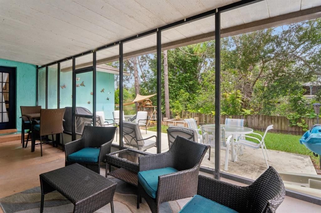 En Venta: $359,900 (3 camas, 2 baños, 1398 Pies cuadrados)