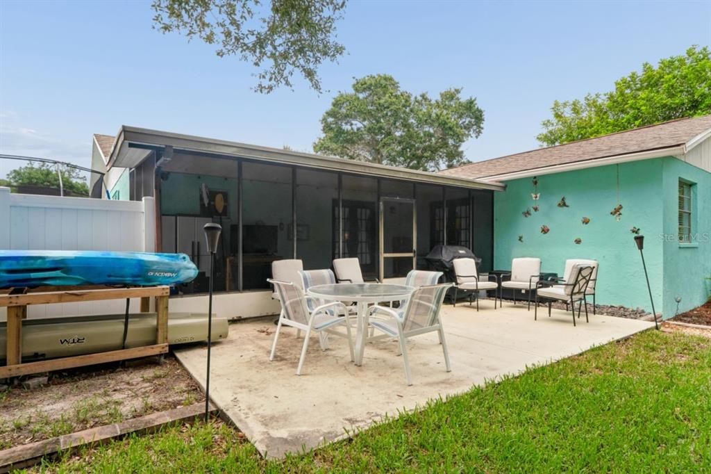 En Venta: $359,900 (3 camas, 2 baños, 1398 Pies cuadrados)