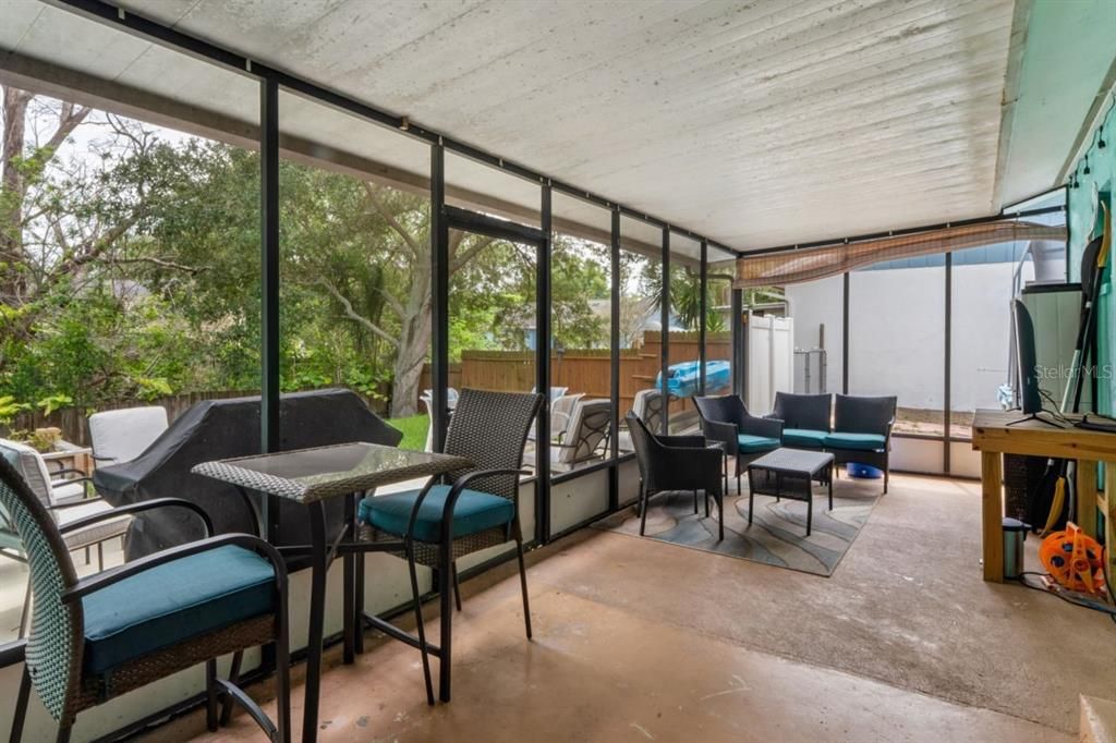 En Venta: $359,900 (3 camas, 2 baños, 1398 Pies cuadrados)