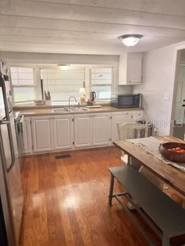 En Venta: $180,000 (3 camas, 1 baños, 945 Pies cuadrados)