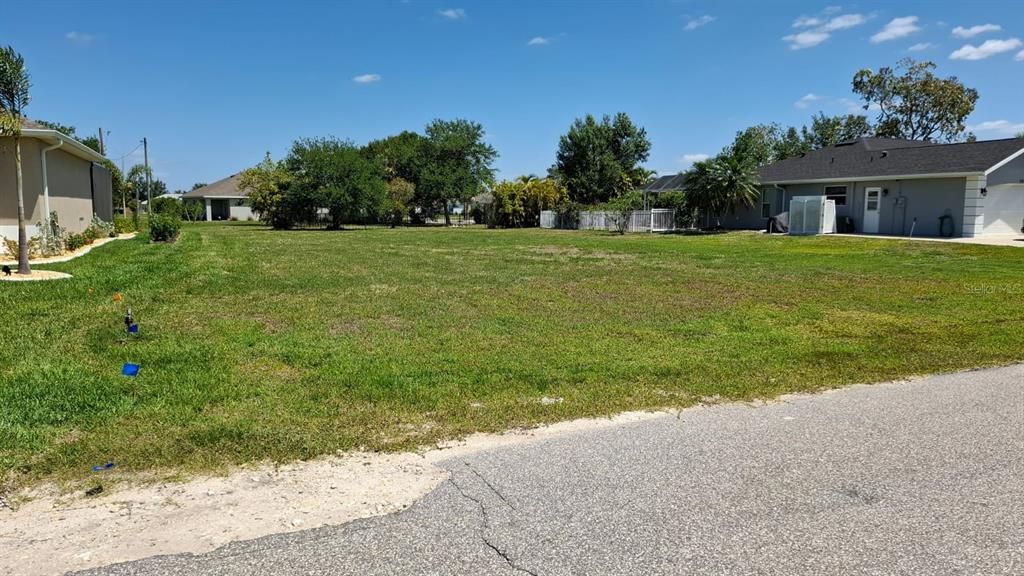 En Venta: $45,000 (0.22 acres)