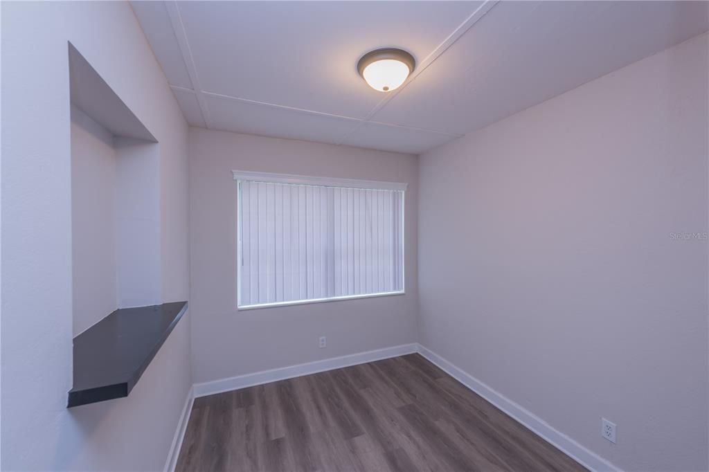 Activo con contrato: $180,000 (4 camas, 2 baños, 1200 Pies cuadrados)