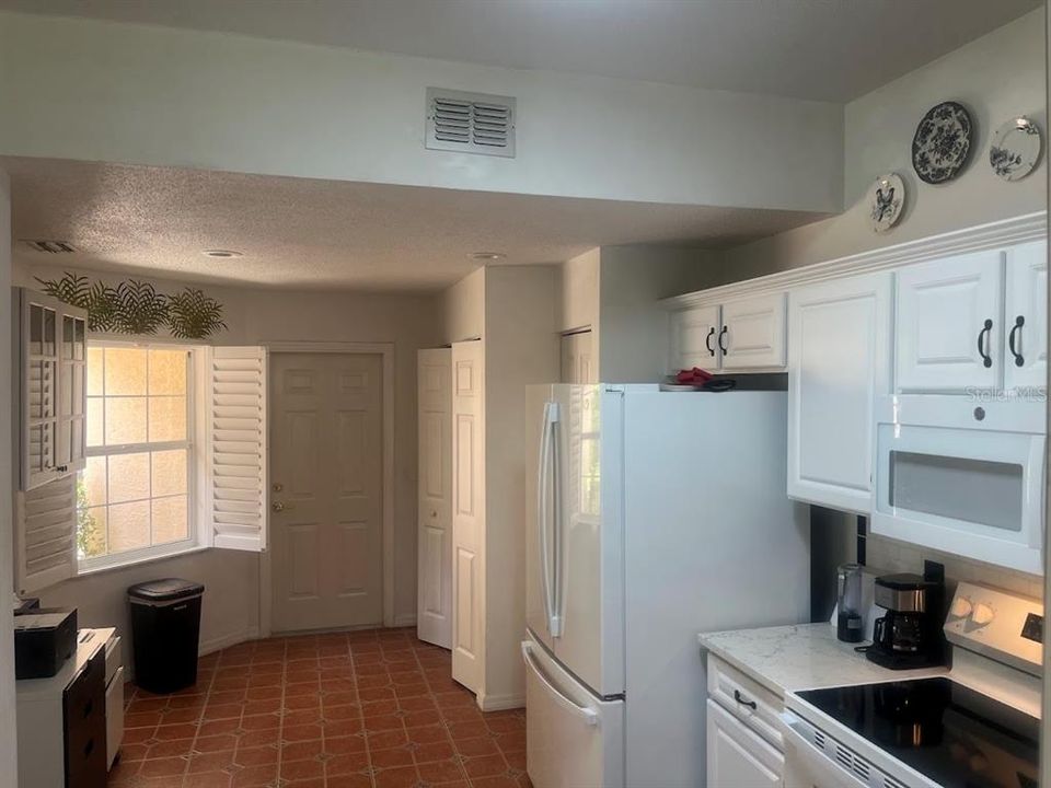 En Venta: $255,000 (2 camas, 2 baños, 1237 Pies cuadrados)