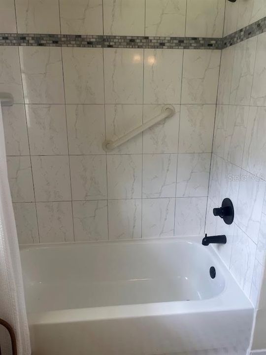 En Venta: $255,000 (2 camas, 2 baños, 1237 Pies cuadrados)