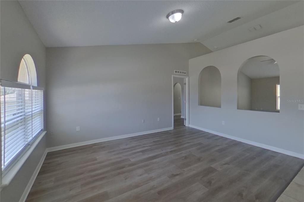 В аренду: $2,599 (4 спален, 2 ванн, 2217 Квадратных фут)