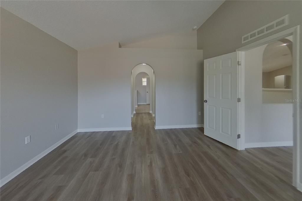 В аренду: $2,599 (4 спален, 2 ванн, 2217 Квадратных фут)