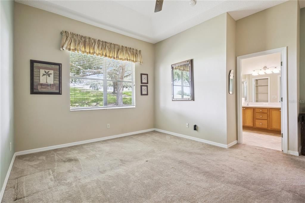 For Sale: $345,000 (3 beds, 2 baths, 1897 Square Feet)