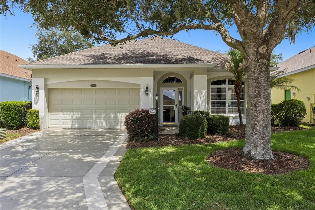 For Sale: $345,000 (3 beds, 2 baths, 1897 Square Feet)