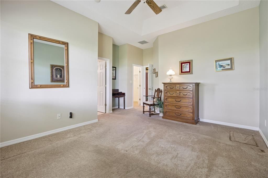 For Sale: $345,000 (3 beds, 2 baths, 1897 Square Feet)