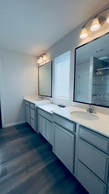 For Rent: $2,750 (4 beds, 2 baths, 2336 Square Feet)
