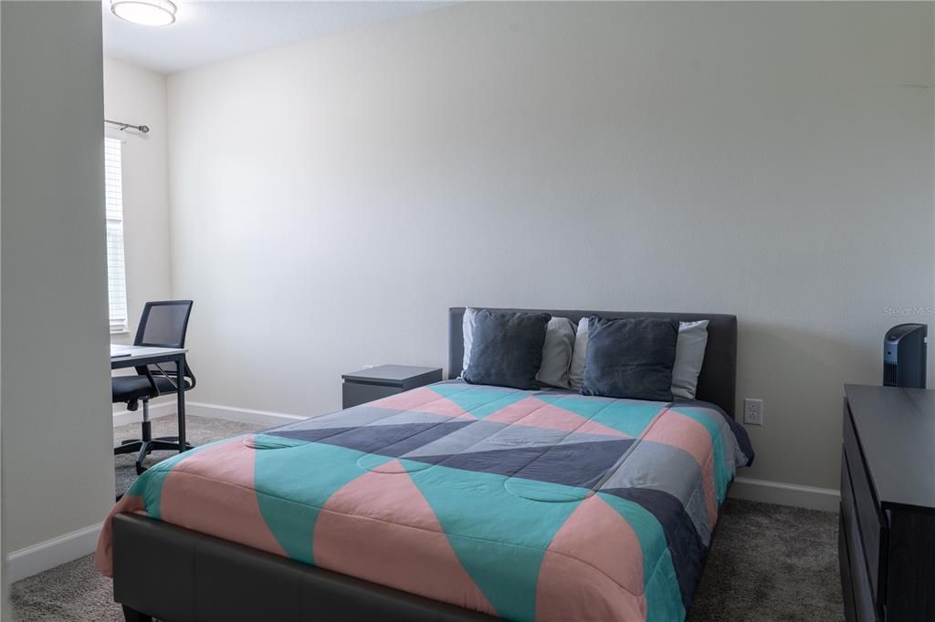 En Venta: $395,000 (3 camas, 2 baños, 1912 Pies cuadrados)