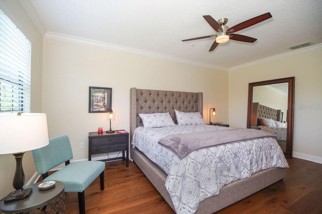 En Venta: $489,900 (2 camas, 2 baños, 1926 Pies cuadrados)